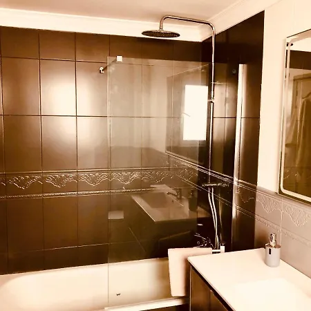 Parentale Avec Salle De Bain Privative Estepona